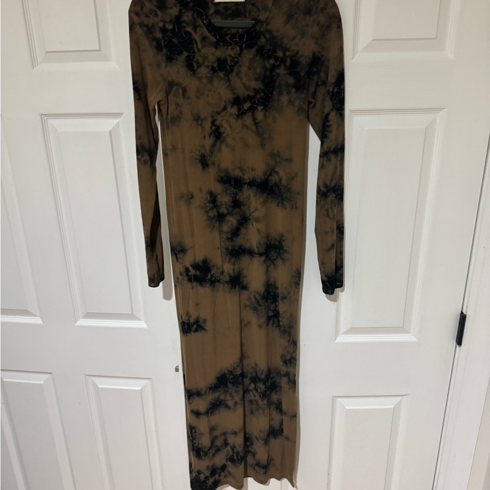 Electric & Rose Brown and Black Tie-Dye Long Sleeve Maxi Dress - Picture 4 of 8